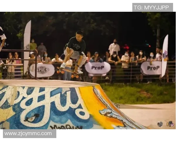 重庆飞盘队在世界滑板锦标赛中以51分稳居积分榜首位 重庆飞盘队在世界滑板锦标赛中以51分稳居积分榜首位