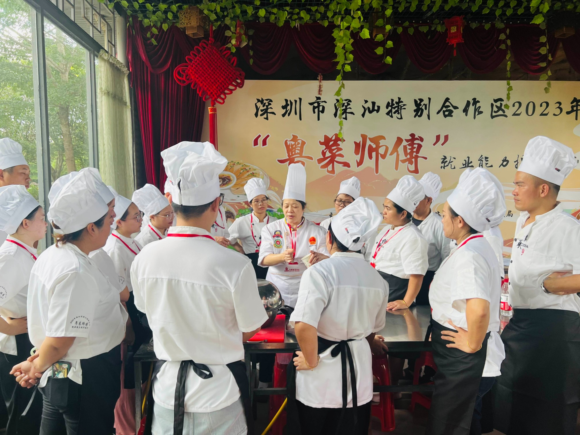 南宫28高质量开展｜“无乡村都会”深圳交出的非典范农业开展答卷(图8)