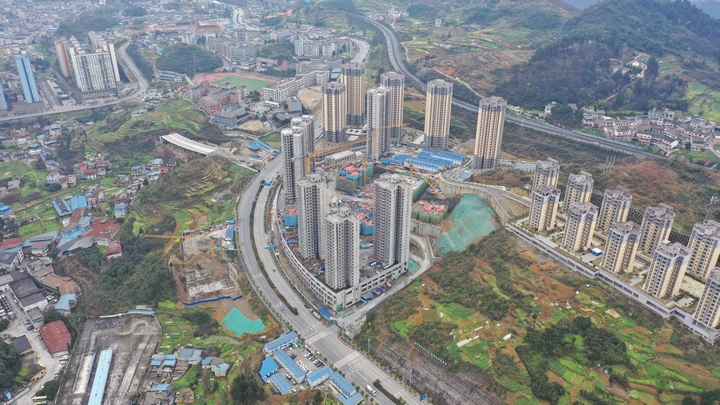 南宫官网下载链接仁怀：棚户区革新工程让住民“住有优居”(图2)