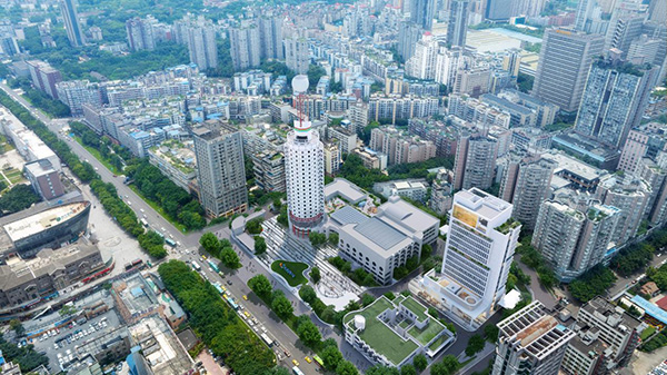 ng28南宫重庆彩电中间“变形记”：地标修建焕新背后的设想故事(图1)